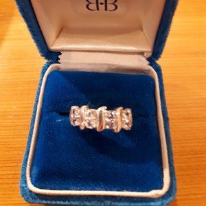 Ring - Sterling Silver with pale purple & white round cut stones  Sz. 6